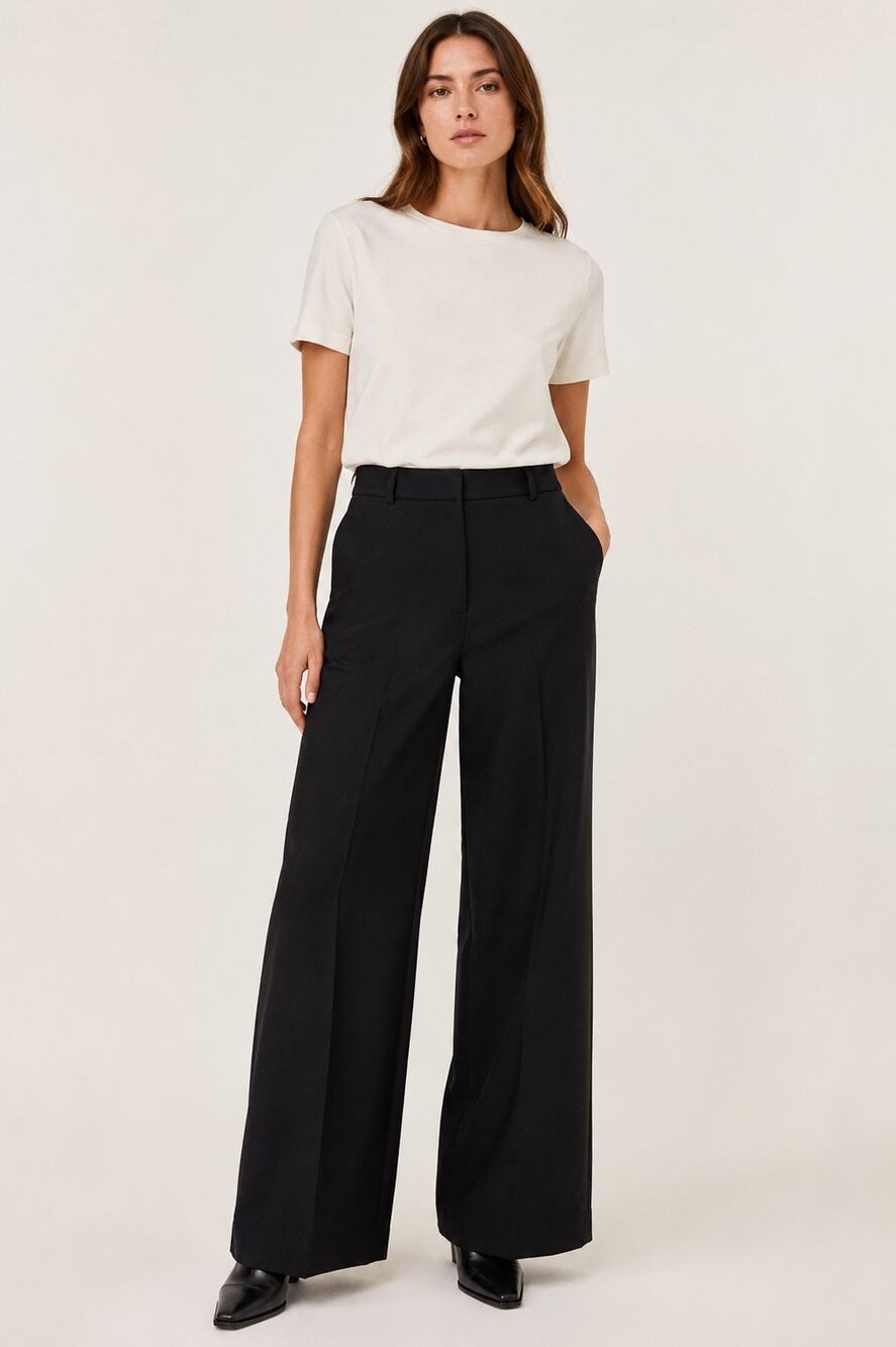 & Other Stories Wide Leg Trousers in Black NWT – Size 8